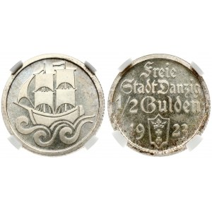 Germany Danzig 1/2 Gulden 1923 Obverse: Date divided by shielded arms; denomination above. Lettering...