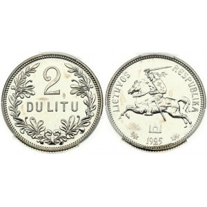 Lithuania 2 Litu 1925 Obverse: National arms and date. Lettering: LIETUVOS RESPUBLIKA 1925. Reverse...