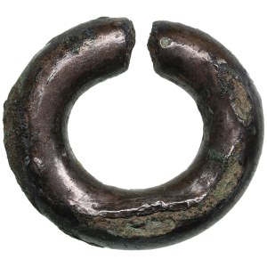 Thailand, Kingdom Lavapura (Lopburi) Lead (thin ring) circa 1050-1350 AD