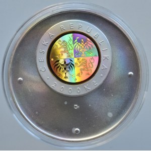 ČR 1993-, 2000 Kč Milénium bimetal s hologramem, Ag 999/1000 31,103g + Au 999,9/1000 3,111g, varianta s matovým polem: limit 17.000 ks, nep.oxidační skvrnky, orig.etue, kapsle, certifikát