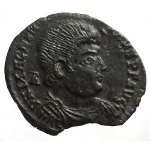 Magnentius 350-353, centenionalis r. 351, rv: dvě Viktorie s nápisem ve věnci, minc. Trevír, RIC 306, odl.okr. R