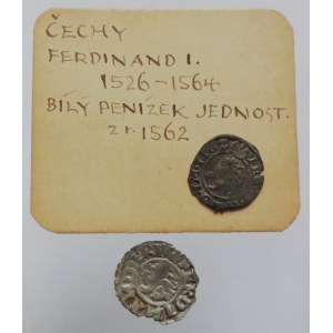 Ferdinand I. 1526-1564, bílý peníz 1562 starý podložní štítek + bílý peníz b.l. 2ks
