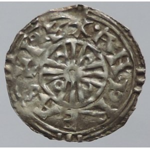 Ondřej I. 1046-106, denár Huszár 9, v úhlech kříže půlměsíčky, 0,574g/16,2mm
