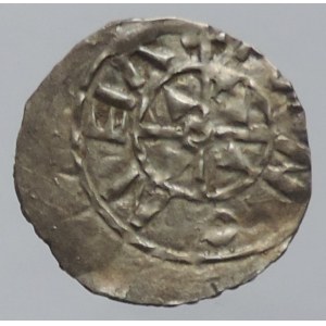 Ondřej I. 1046-106, denár Huszár 9, v úhlech kříže půlměsíčky, 0,574g/16,2mm