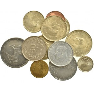 Turecko-republika 1922-, 5000 lira 1994, 1997, 2500 lira 1992, 1000 lira 1994, 50 lira 1985, 25 lira 1987, 1997, 10 lira 1996, 5 lira 1977, 2 1/2 lira 1971, 10 kurus 1973, 5 kurus 2005, 12 ks