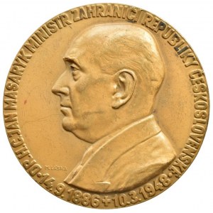 Láska, V.: Jan Masaryk - na udělení doktorátu 1948 - poprsí zleva, opis / budova Masarykovy university, opis a nápis, Sign., patin.bronz 60 mm