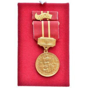 ROH - medaile Za práci pro rozvoj ROH, zn.Kremnica, etue