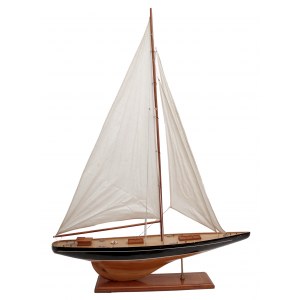 Model jachty pro Americký pohár (třída J)