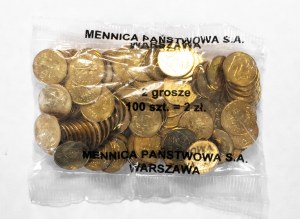 Poland, Republic of Poland since 1989, mint bag - 2 pennies 2001 (1)