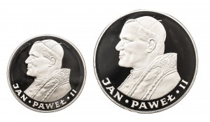 Polonia, PRL (1944-1989), set: 100 e 200 oro 1982, Giovanni Paolo II, Valcambi, francobollo a specchio