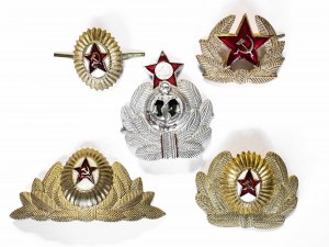 Russia, URSS (1922-1991), sovrapposizioni per berretti militari, 5 oggetti.