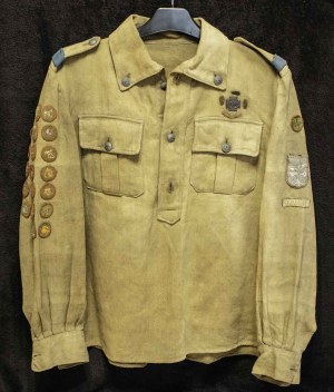 Uniforme scout + ceinture de moniteur l. 30/40, Association du Scoutisme Polonais, Buk