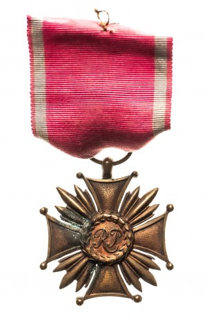 Polonia, Seconda Repubblica di Polonia (1918-1939), Croce di bronzo al merito 1923-1939, Varsavia