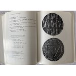 Katalog Medali Polskich z wystawy w Paryżu w 1971 roku wraz z zaproszeniem od Valery Giscard D'estaing.