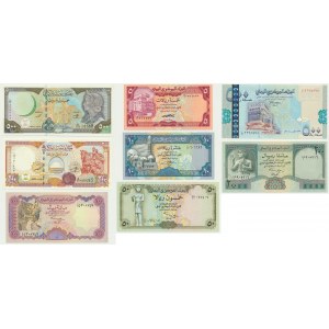 Group of Asian banknotes (8 pcs.)