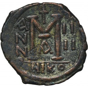Cesarstwo Bizantyńskie, Justyn II, Follis