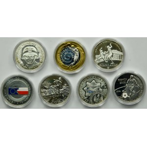 Set, 10 gold 2003-2006 (7 pieces).