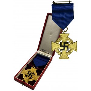 Germany, Third Reich, Gold Merit Cross for 4o years in original case (Deschler)