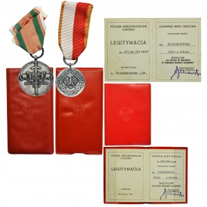 République populaire de Pologne, Jeu de médailles avec cartes d'identité (2 pièces)