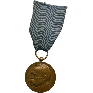 Medal 10-lecia Odzyskania Niepodległości