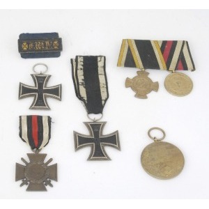 Medale, krzyże i dystynkcje