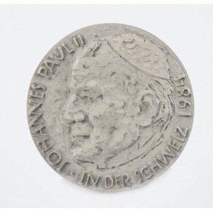 Medalion poświęcony Janowi Pawłowi II