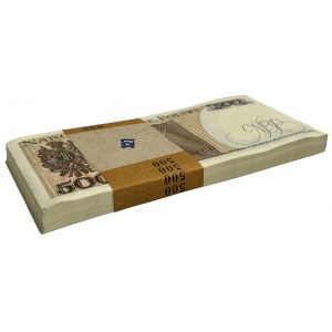 Paczka bankowa 500 złotych 1982 - GK - (100 szt.)