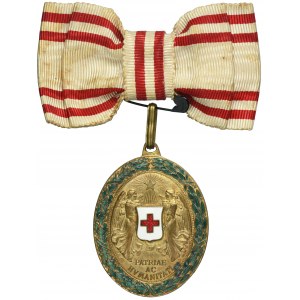 Austria-Hungary, Gold Badge of Honour of the Red Cross with War Decoration