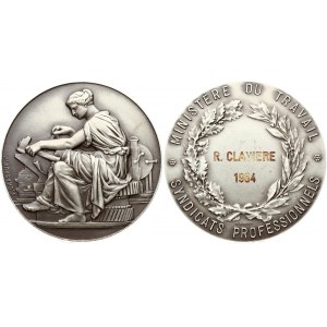 France Medal (1982/1984) UNIONS - PROFESSIONALS MINISTRY OF LABOR by CHABAUD. R. CLAVIERE 1984.Silver. Weight approx...