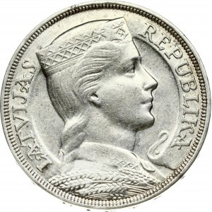 Latvia 5 Lati 1931 Obverse: Crowned head right. Reverse: Arms with supporters above value. Edge Description: DIEVS **...