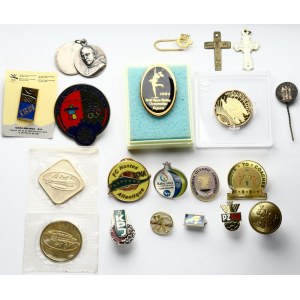 Lithuania & Europen (1939-2015) Badges and more. Aluminium. Silver. Bronze. Steel. Enamel. Weight approx: 60-90 g...