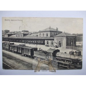 Bielsko Biała, Bielitz, dworzec kolejowy od peronów, lokomotywa ok. 1910