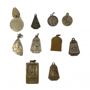 Medaliki z przedstawieniem św. Krzysztof, patron kierowców, podróżników, opiekun dobrej śmierci, różne wzory, 10 sztuk [68]