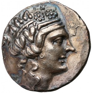 Thrace, Thasos, Tetradrachm (148-80 BC) Dionysos head in ivy wreath / Herakles with club and lion's skin