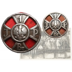 Odznaka I Brygady Legionów Polskich wraz z miniaturą i zdjęciem