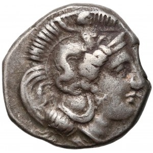 Lucania, Thourioi, Stater (350-300 BC) head of Athena / bull butting right, tunny fish