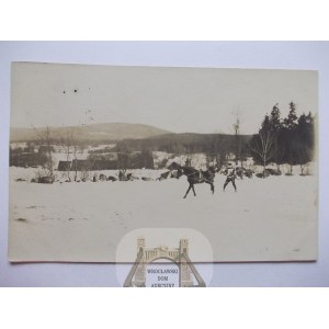 Szklarska Poreba, Schreiberhau, narciarz i koń, 1910