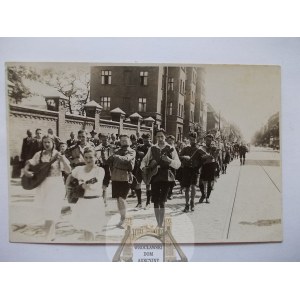 Szczecin, Stettin, celebration, march through streets, ca. 1930