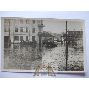 Wilno, powódź 1931, zalana ulica