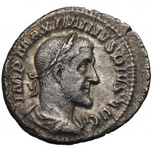 Römisches Reich, Maximus Thracian, Denar - P M TR P II COS P P