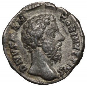 Římská říše, Antonín Pius, posmrtný denár - CONSECRATIO