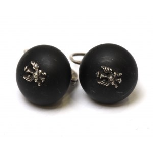 Poland, Earrings of national mourning