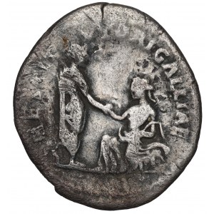 Rímska ríša, Hadrián, denár - RESTITVTOR GALLIAE