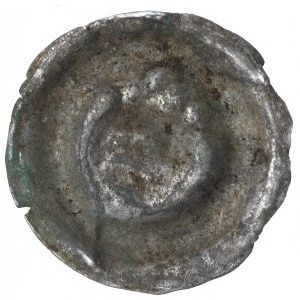 Nespecifikovaná oblast, 13./14. století, brakteát, hlava s napadanými vlasy