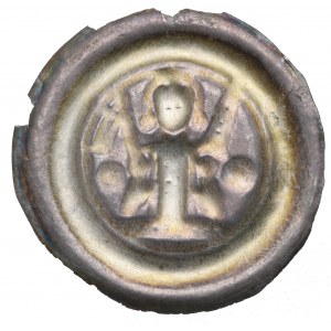 Sliezsko alebo Lužica, 13. storočie, bracteate, postava vpredu s mečom a zástavou - vzácne