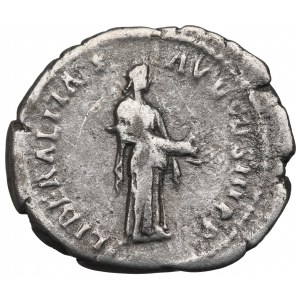 Römisches Reich, Hadrian, Denarius - LIBERALITAS AVG COS III P P