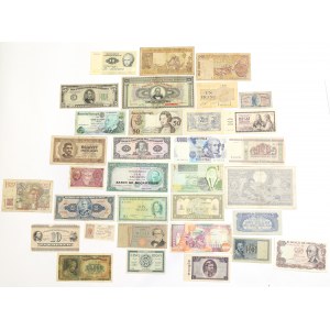 World banknote set