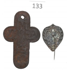 Polen, Patriotische Anstecknadel und Kreuz-Set