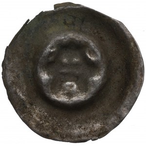 Neurčený okres, náramok zo 14. storočia, korunovaná volská hlava s hviezdou?