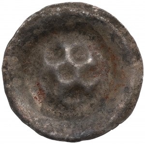 Sliezsko, brakteát bližšie neurčený 13.-14. storočie, päťlistá rozeta s guľou v strede - vzácne
